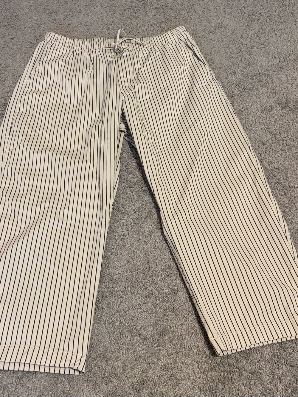 GAP Women’s Striped Barrel Leg Pants Size Large Petite